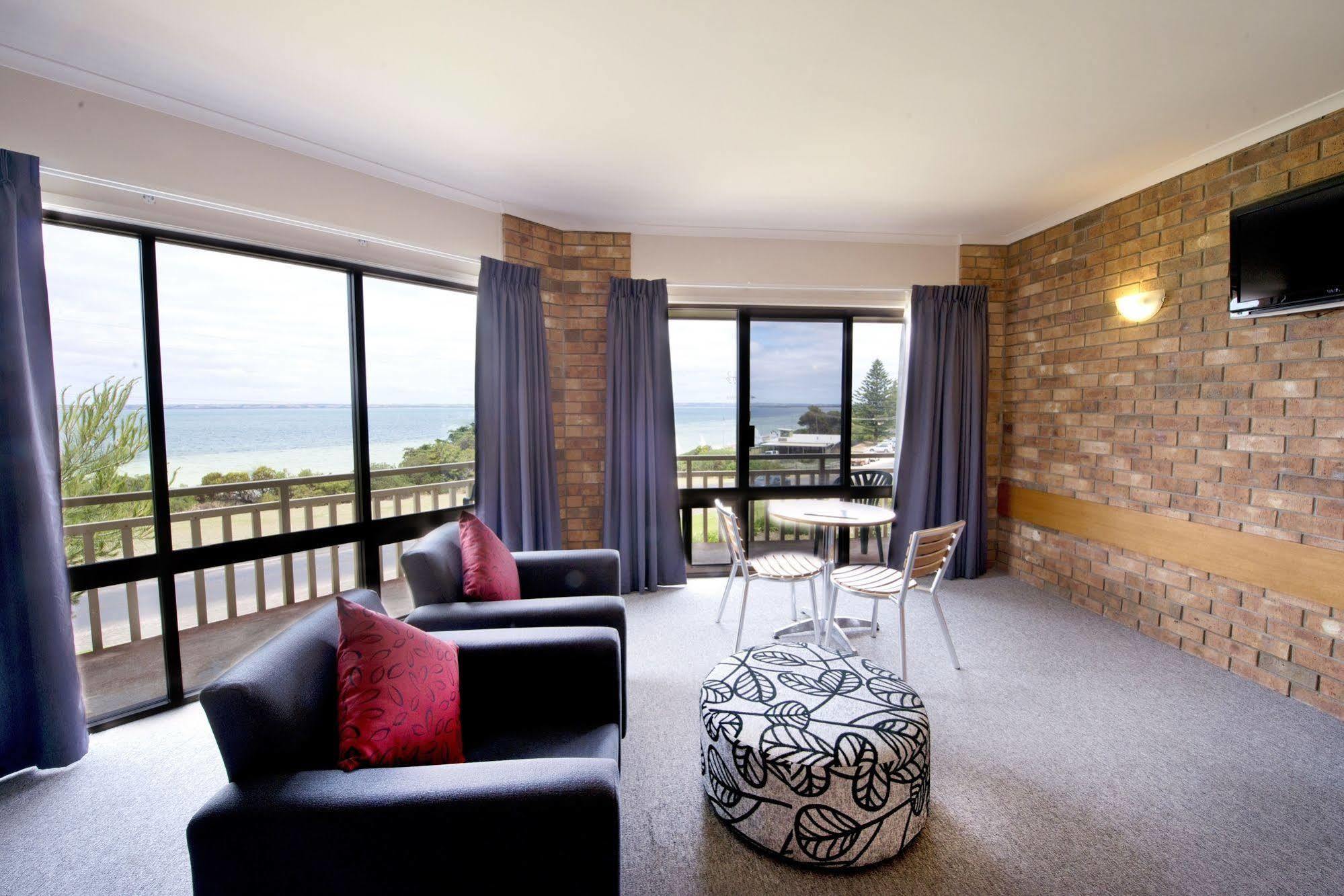 Kangaroo Island Seaside Inn Kingscote Exterior photo